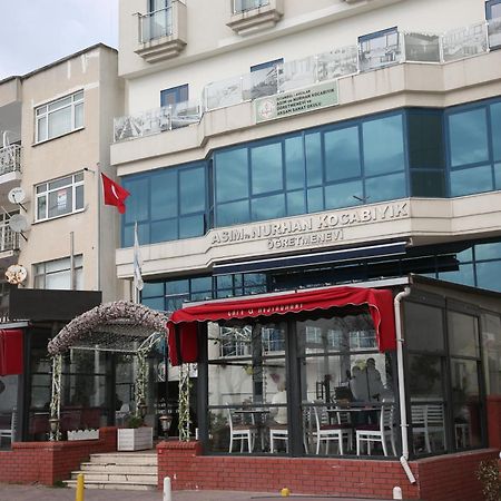 Asim Ve Nurhan Kocabiyik Oegretmenevi Istanbul Exterior photo